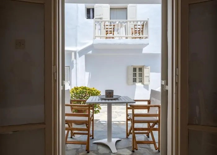 Twins-trisa Hotel miłości Ornos (Mykonos)