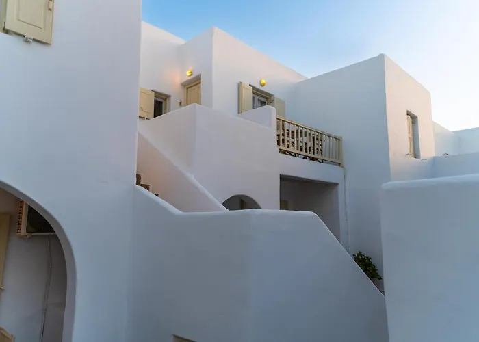 Twins-trisa Hotel miłości Ornos (Mykonos)