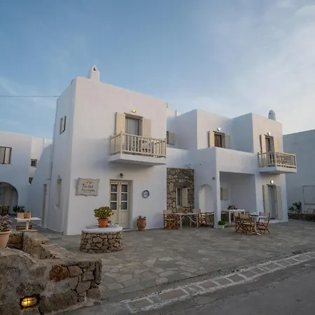 Twins-trisa Liebeshotel Ornos (Mykonos)