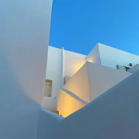 Twins-trisa Liebeshotel Ornos (Mykonos)