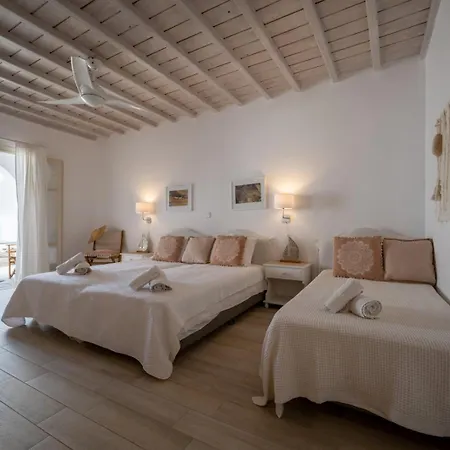 מלון אהבה Twins-trisa