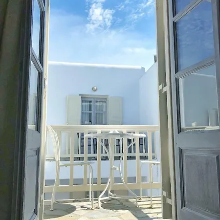 מלון אהבה Twins-trisa *