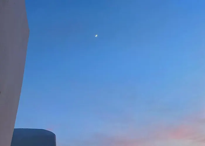 Liefdeshotel Twins-trisa Ornos (Mykonos)